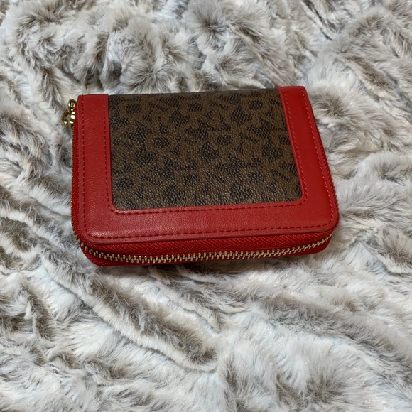 DKNY Zip Around Red Classic Logo Leather Wallet - Picture 3 of 7
